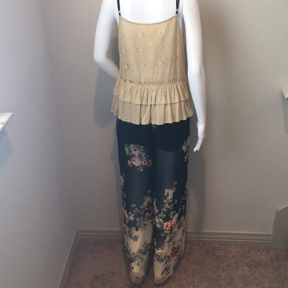 Sheer Illusion Flowy Pants - Picture 4 of 5